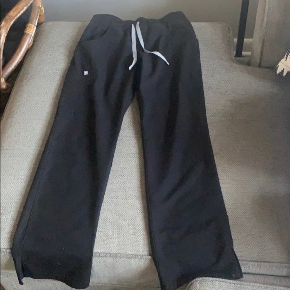 FIGS Kade cargo scrub pants